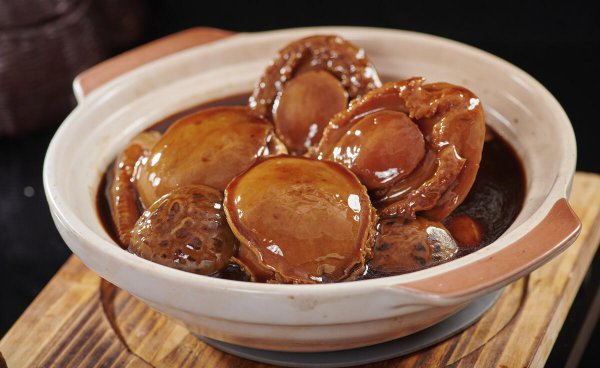 10头鲍鱼一只多大图片