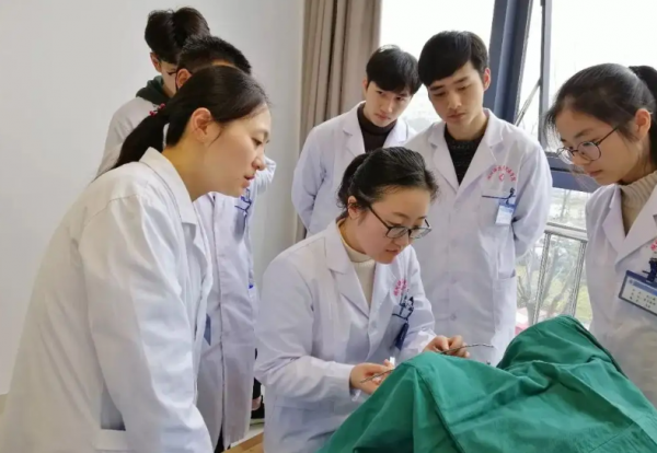 男孩未来最吃香的十大行业