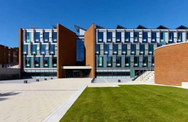 萨塞克斯大学世界排名