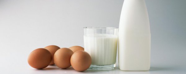 牛奶能不能和鸡蛋一起吃