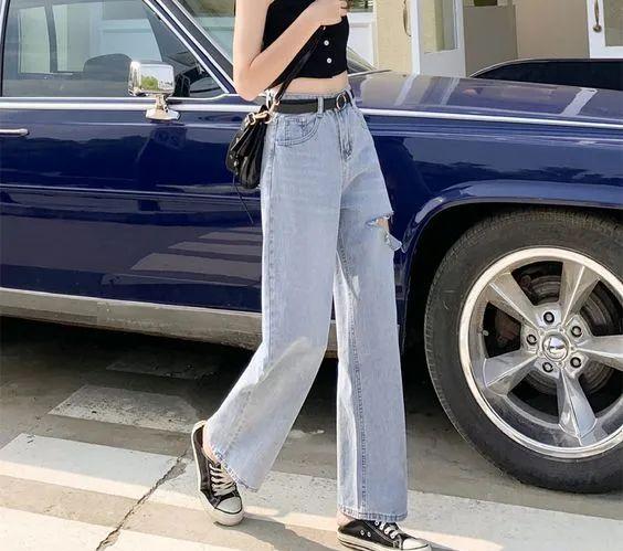 老爹裤搭配什么上衣