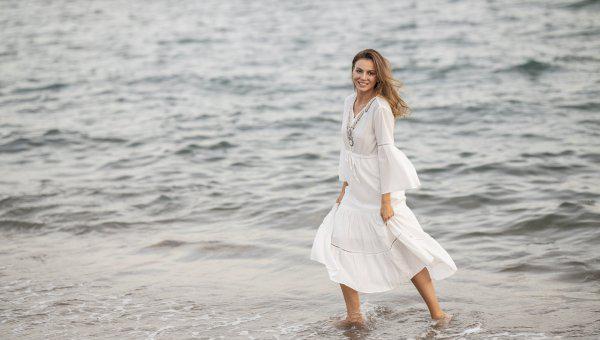 海边拍照姿势有哪些