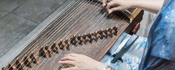 怎么挑选古筝