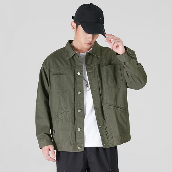 男生黑皮肤适合穿什么颜色衣服好看