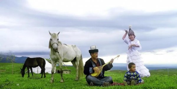 驼铃声声响起是什么歌曲