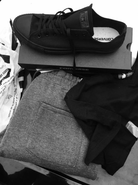 男生灰裤子为什么这么受欢迎