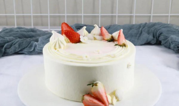 海绵蛋糕和戚风蛋糕有什么区别