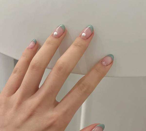 显手白的美甲颜色