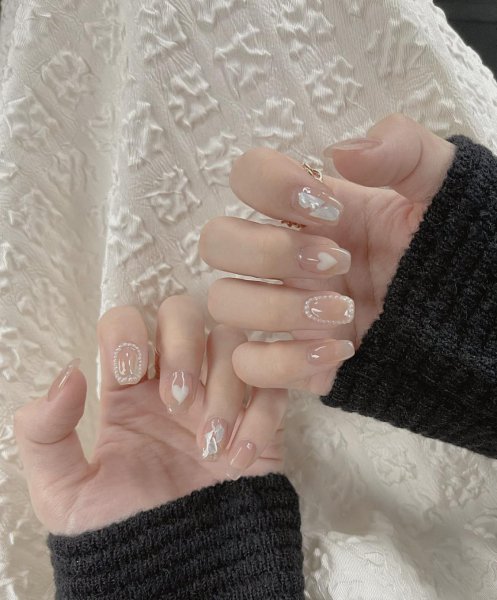 显手白的美甲颜色