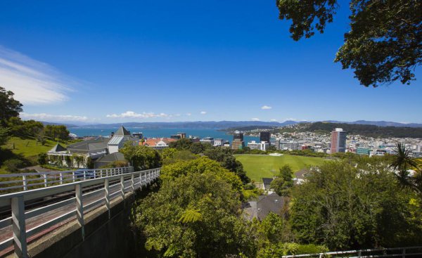 新西兰的首都是哪个城市