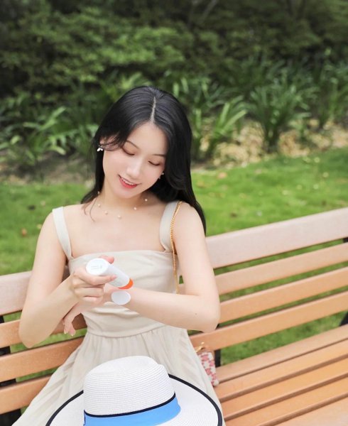 先防晒还是隔离霜有什么区别