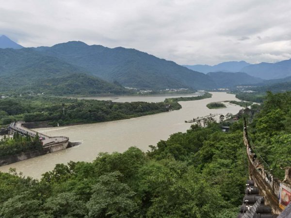 四川省会是重庆还是成都