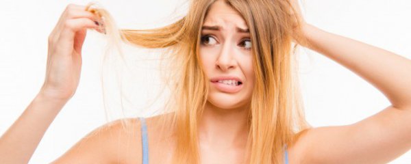 衣服上很多头发渣应该怎么处理