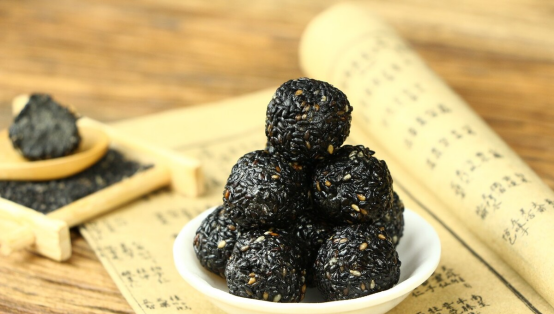 老人吃什么零食比较好