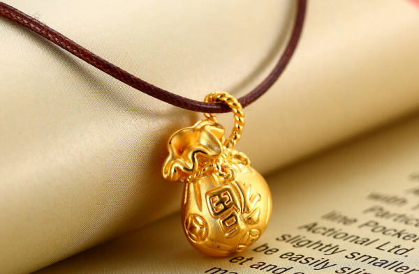 一只手戴金一只手戴银好吗