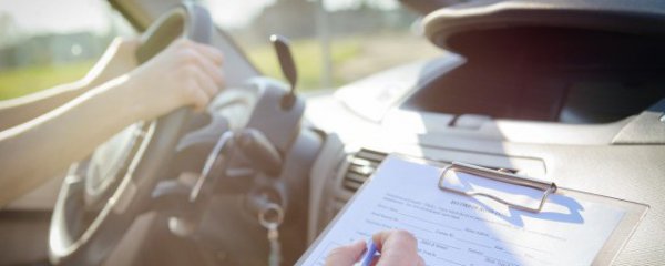 汽车冬天多久要打火