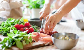 简单家常美食做法 比较简单家常美食的做法