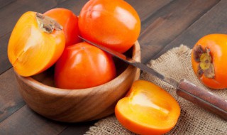 吃柿子可以喝酸奶吗 柿子可以和酸奶一起食用吗