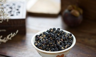 冬天黑枸杞怎么浇水 冬天黑枸杞如何浇水