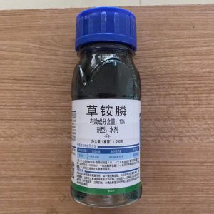 草甘膦除草剂可以在葡萄地用吗 葡萄树地能打除草剂吗