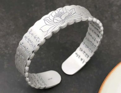 一只手戴金一只手戴银好吗 金银首饰可以一起佩戴吗