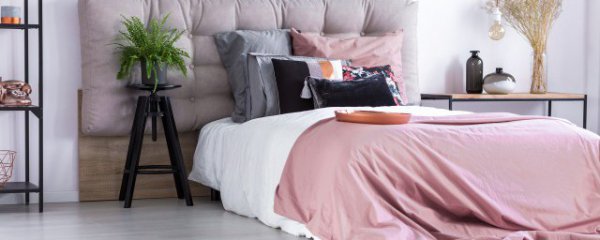 薄款蚕丝被能水洗吗