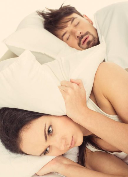 摸耳朵是什么心理暗示