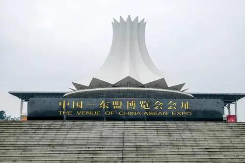 广西省面积有多大平方公里