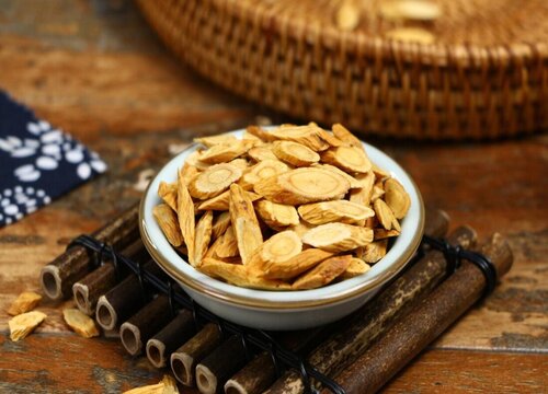 黄芪的产地是哪里的好