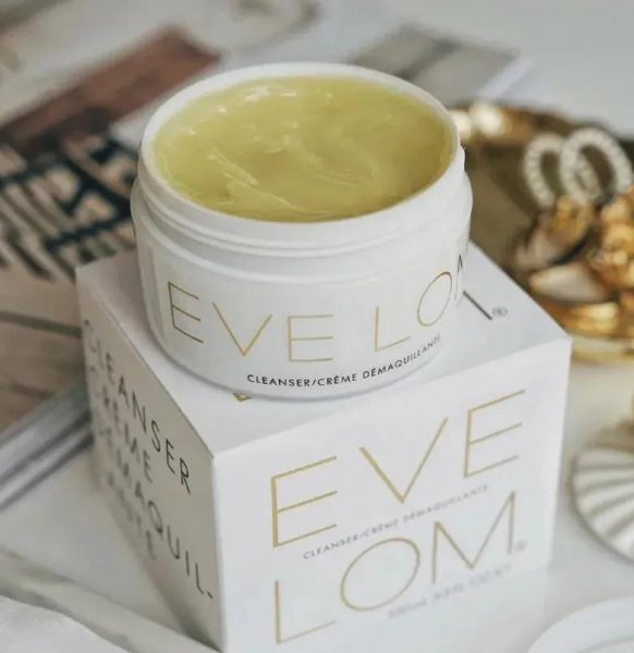 卸妆水和卸妆油哪个好用对皮肤好