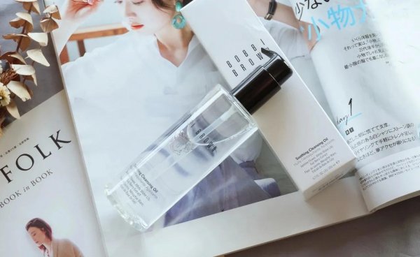 卸妆水和卸妆油哪个好用对皮肤好