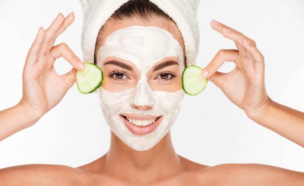 在太阳下晒多久会变黑