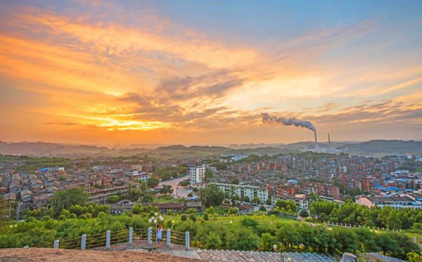 合山属于广西的哪个市