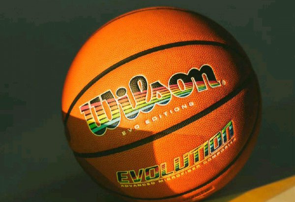 nba用球是什么牌子