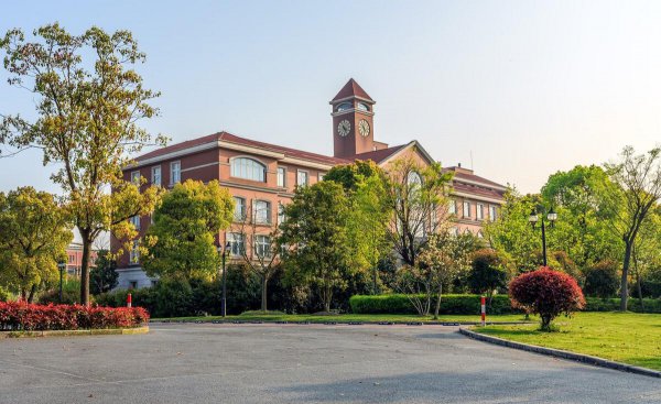 985全国一共多少所大学