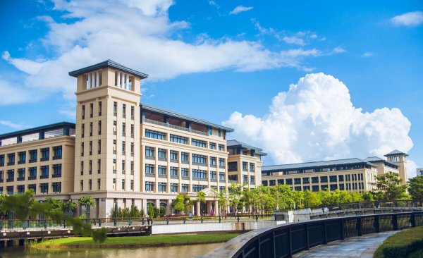 985全国一共多少所大学