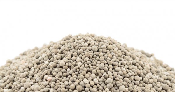 磷酸二氢钾加尿素的使用方法