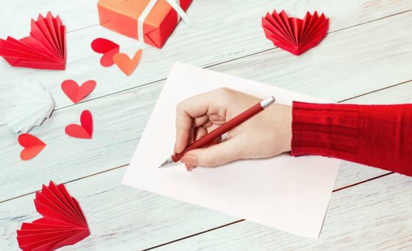 天蝎座有好感初期表现