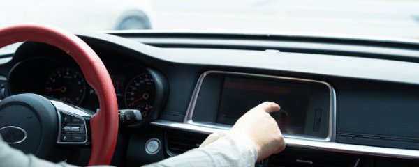 交警有权拖走僵尸车吗