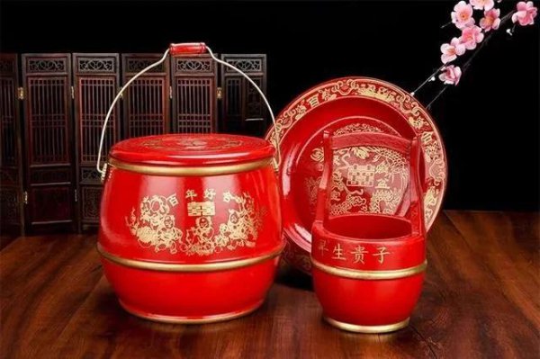 陪嫁箱子里放哪8样东西