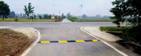 什么是平交路口