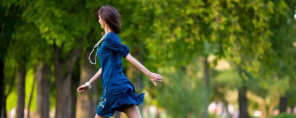 走路姿势矫正的正确方法