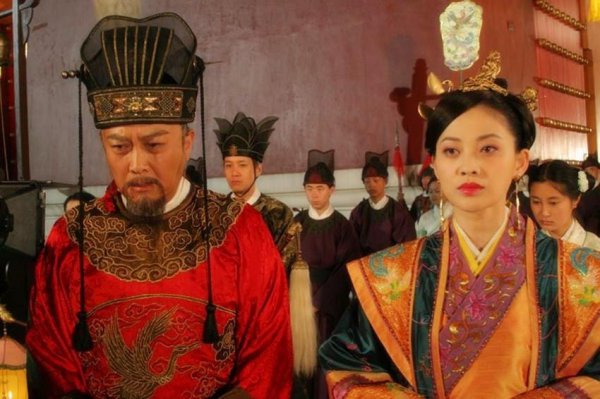 明朝万历年间谁辅佐皇帝进行万历新政