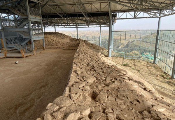 石峁遗址简介和资料