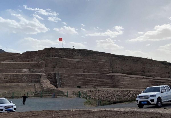 石峁遗址简介和资料