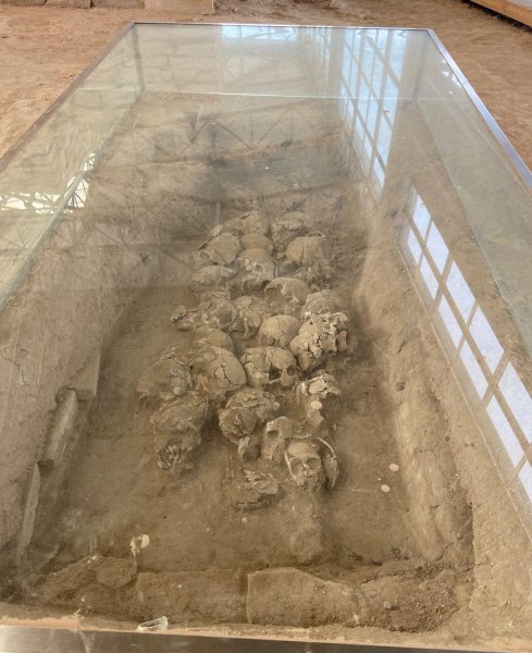 石峁遗址简介和资料