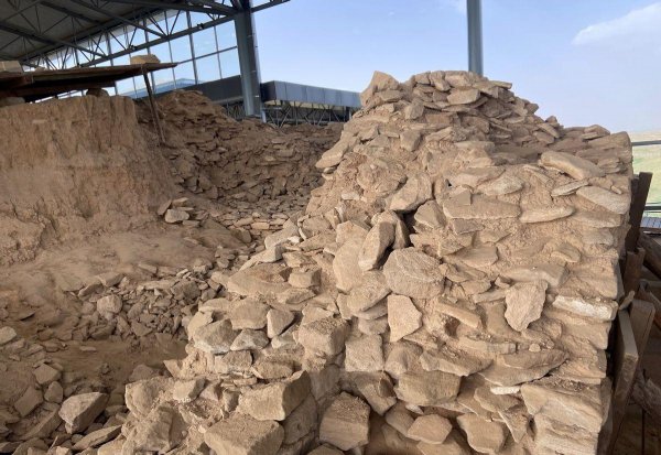 石峁遗址简介和资料