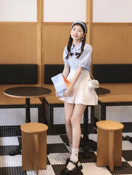 白色裙子配什么鞋子