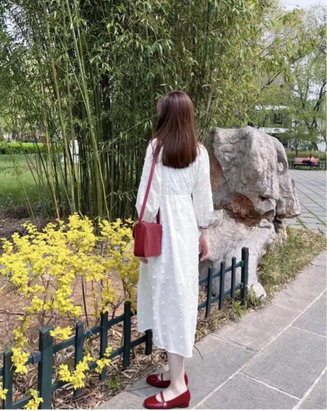 白色裙子配什么鞋子