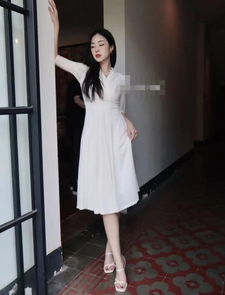 白色裙子配什么鞋子